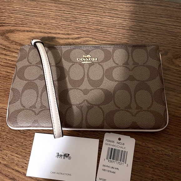 Coach Large Wristlet In Signature Canvas - Picture 2 of 8